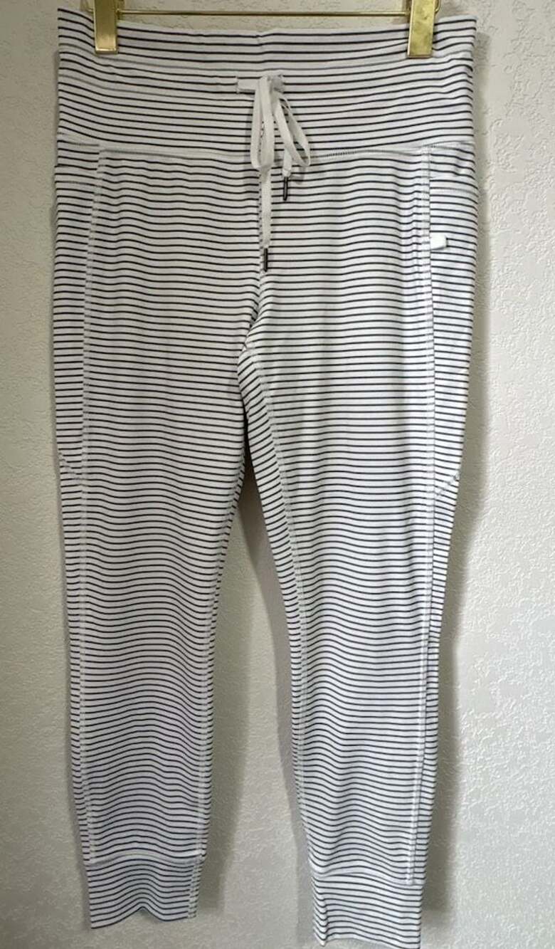 Halara High Waisted Drawstring Stripe Leggings Size L Pockets